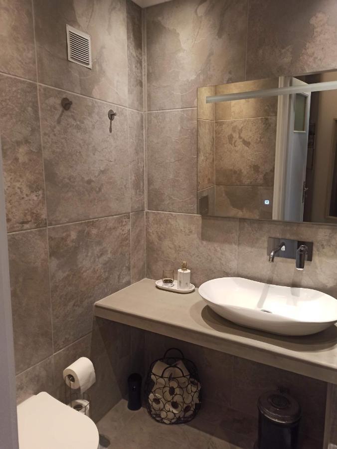 Katerina'S Maisonnette Loutraki  Bagian luar foto
