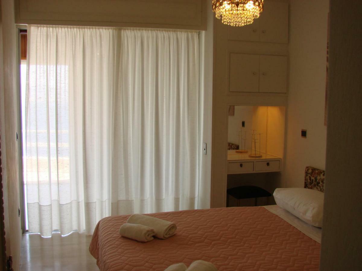 Katerina'S Maisonnette Loutraki  Bagian luar foto
